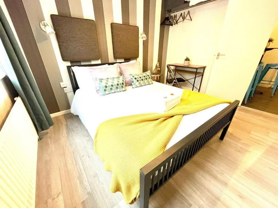 Serene And Cozy 1-Bedroom House With Parking كامبريدج المظهر الخارجي الصورة